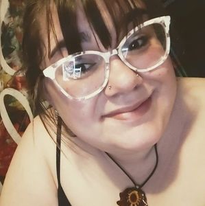 Meet your Posher, Alicia